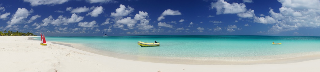 Mouillage seul au monde à Barbuda
